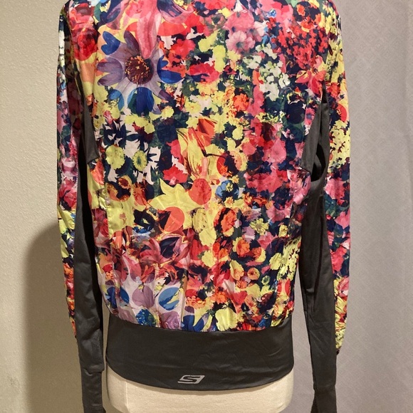 Skechers Floral Print Zip Up Running Jacket Windbreaker Womens Small Athlesure - Picture 6 of 8